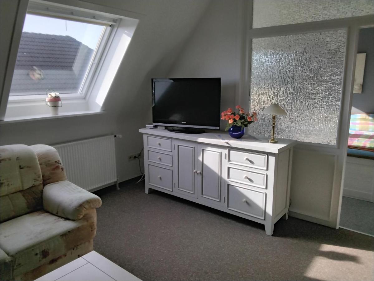 4 Haus Neptun Apartment